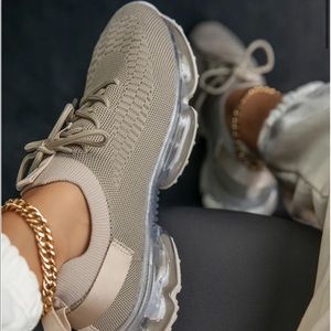 Nude Sneakers